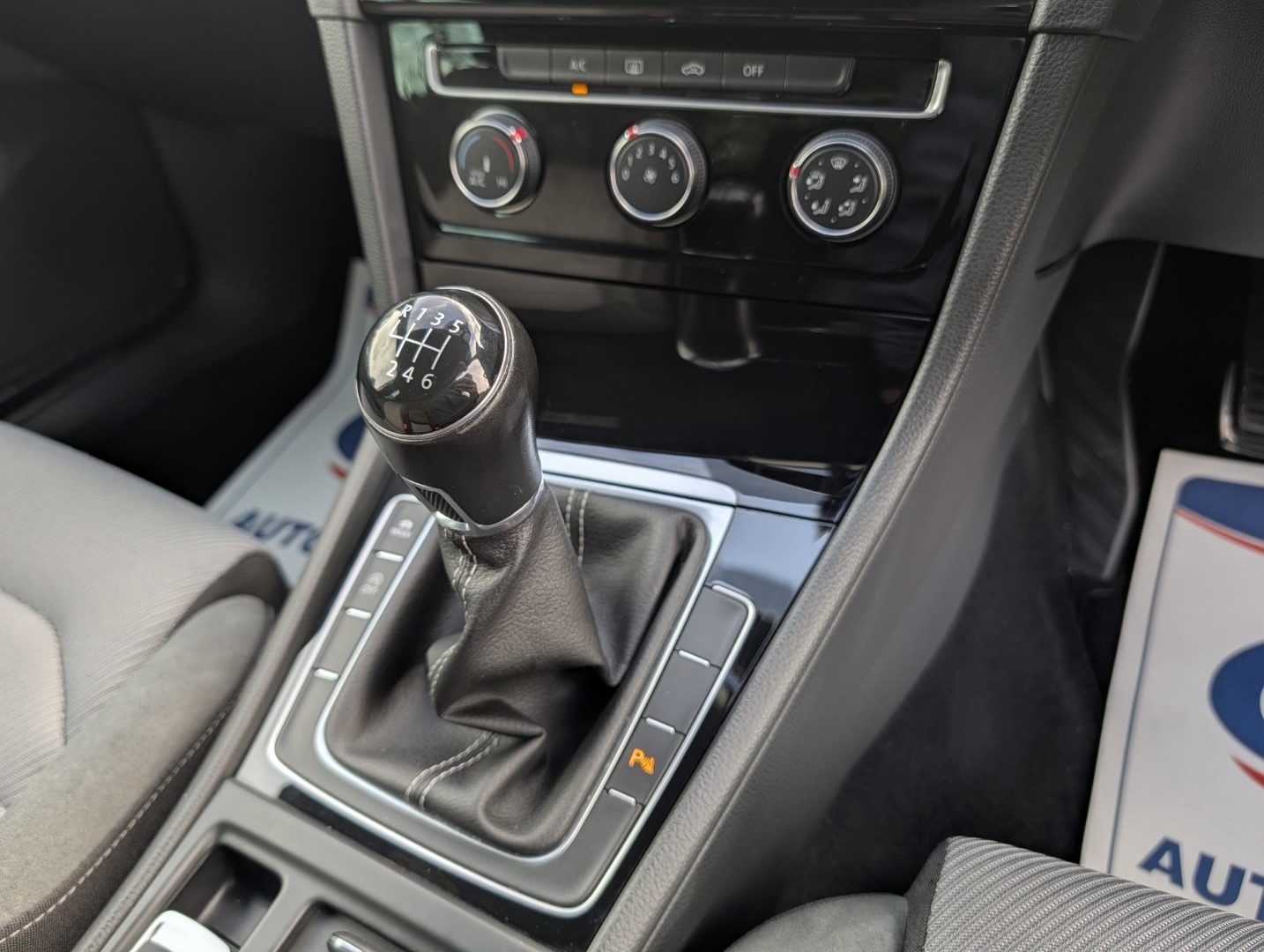 Used Volkswagen Golf 2016 for sale - 77487075: Photo 21