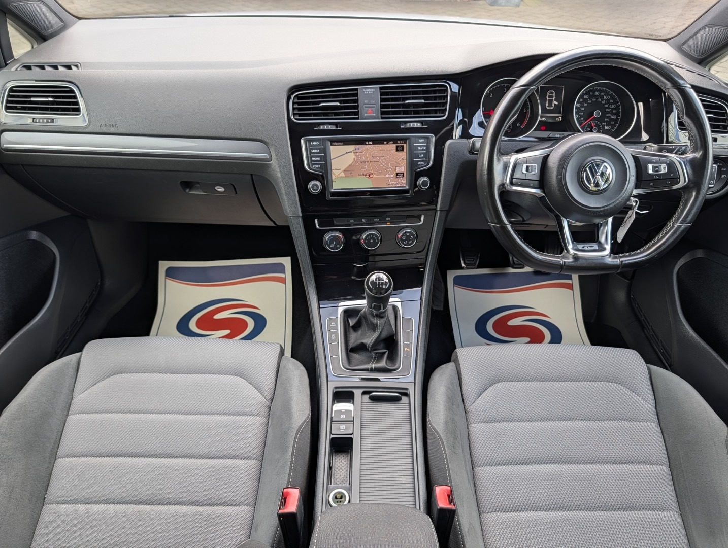 Used Volkswagen Golf 2016 for sale - 77487075: Photo 3