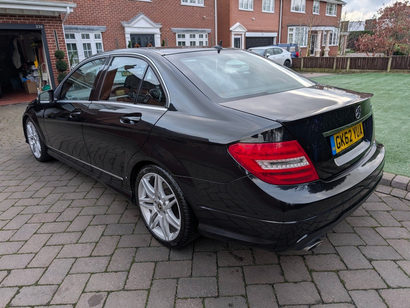 Used Mercedes-Benz C Class 2012 for sale - 77326253: Photo 12