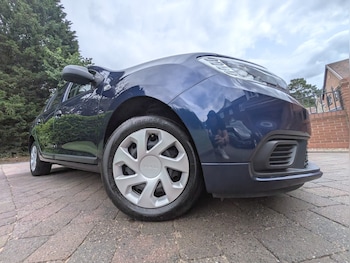 Used Dacia Logan MCV 2019 for sale - 78847327: Photo
