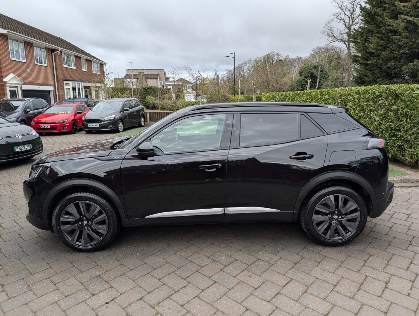 Used Peugeot 2008 2022 for sale - 77998788: Photo 11
