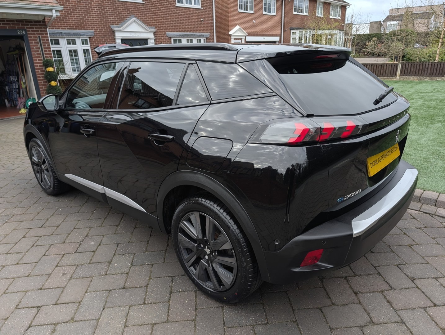 Used Peugeot 2008 2022 for sale - 77998788: Photo 12