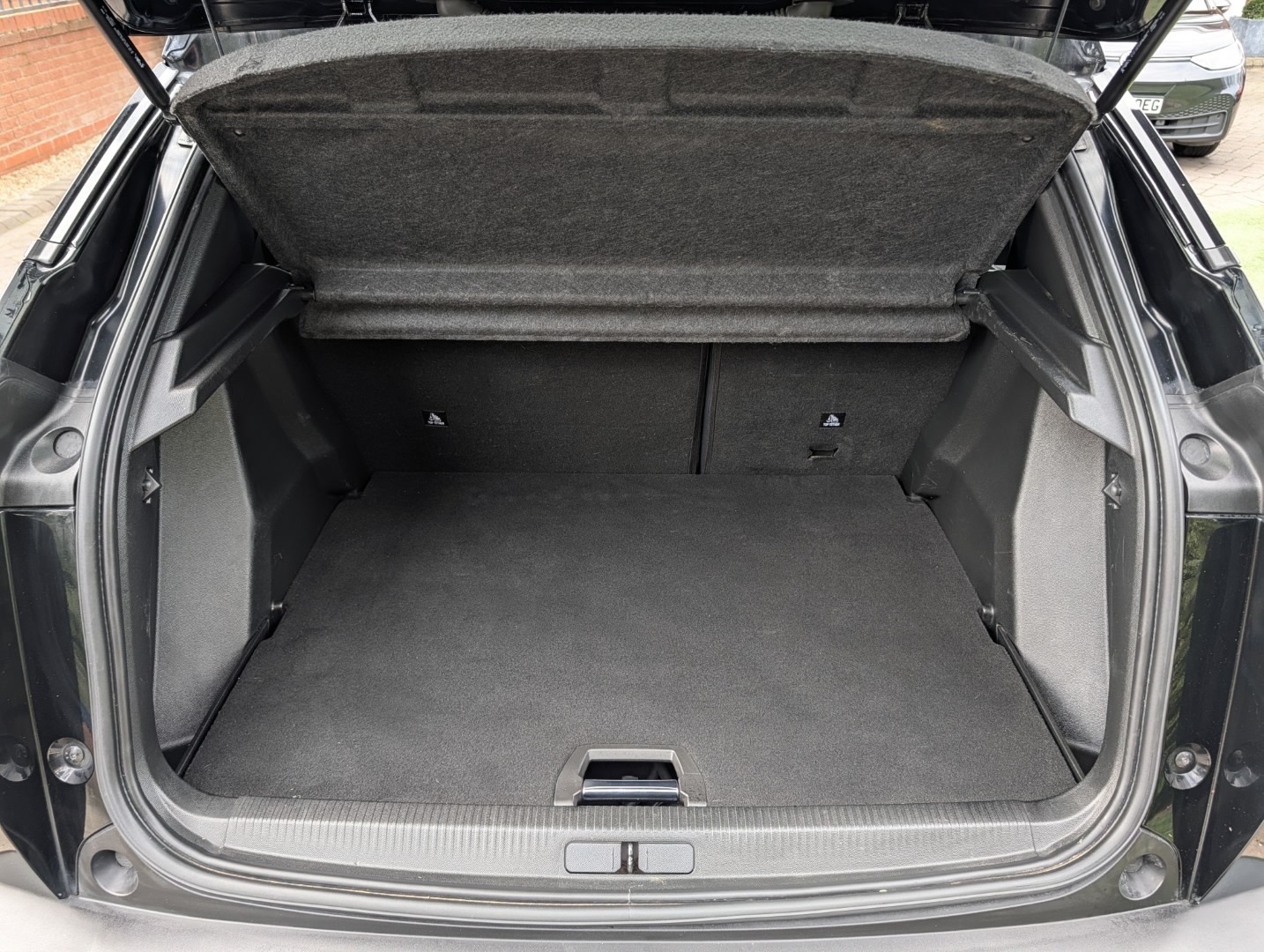 Used Peugeot 2008 2022 for sale - 77998788: Photo 30