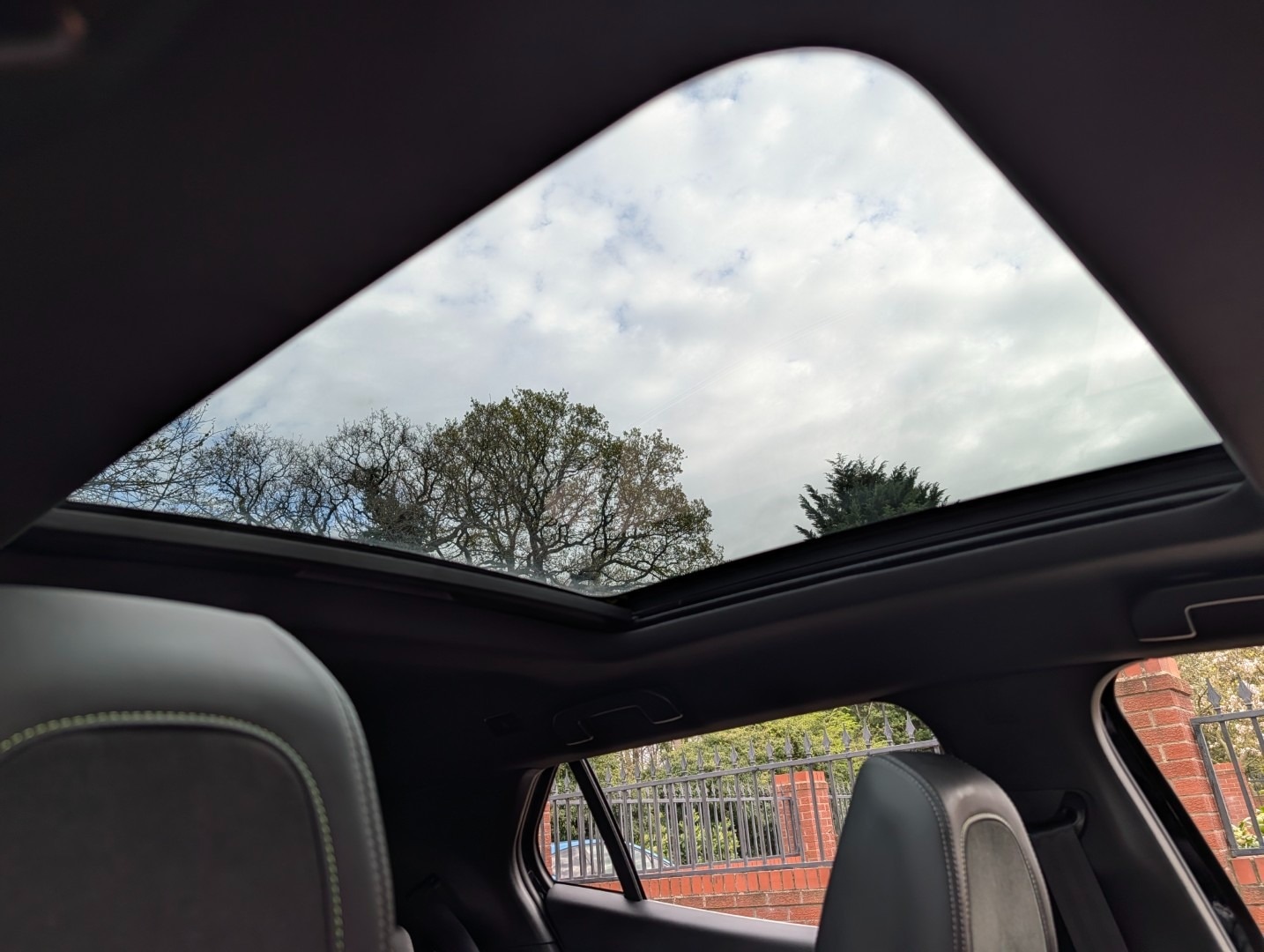 Used Peugeot 2008 2022 for sale - 77998788: Photo 31