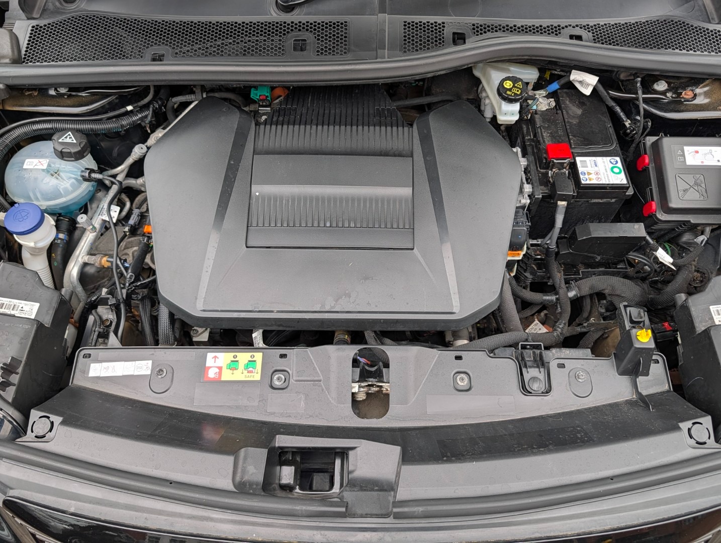 Used Peugeot 2008 2022 for sale - 77998788: Photo 34