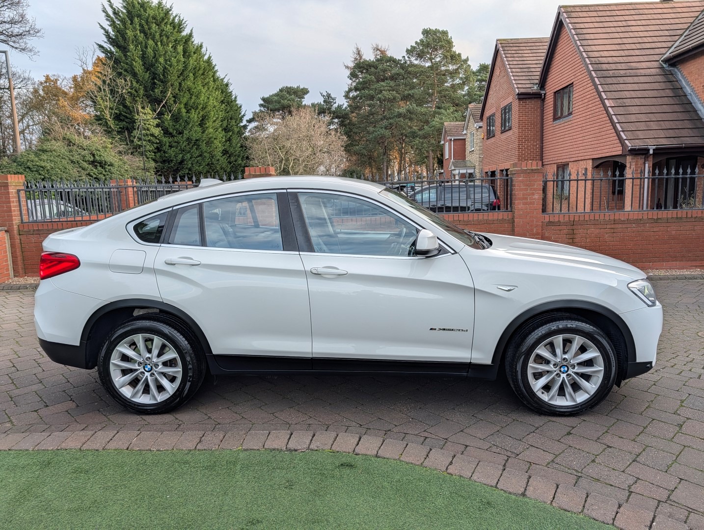 Used BMW X4 2015 for sale - 76884397: Photo 15