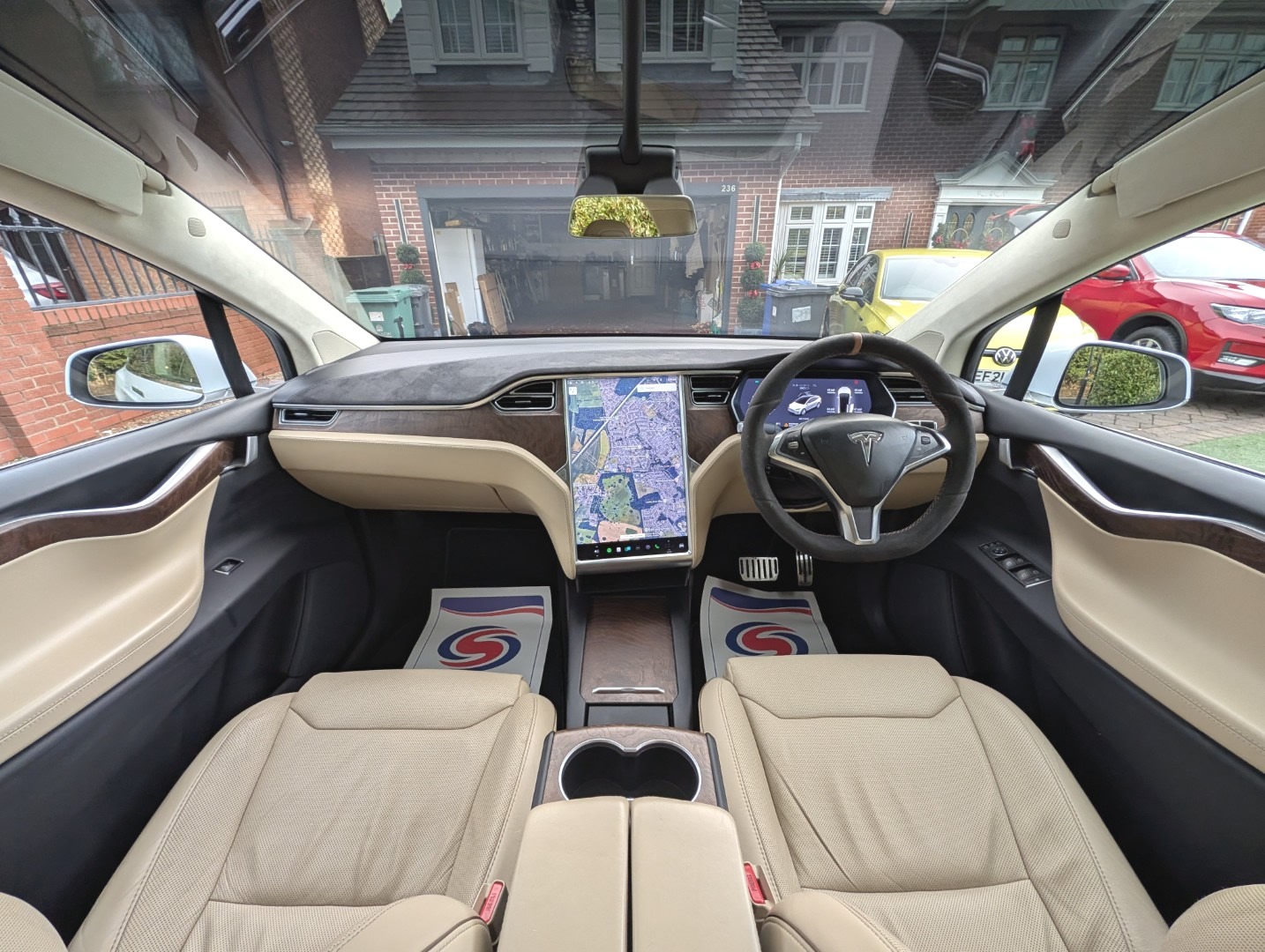 Used Tesla Model X 2017 for sale - 76662813: Photo 4