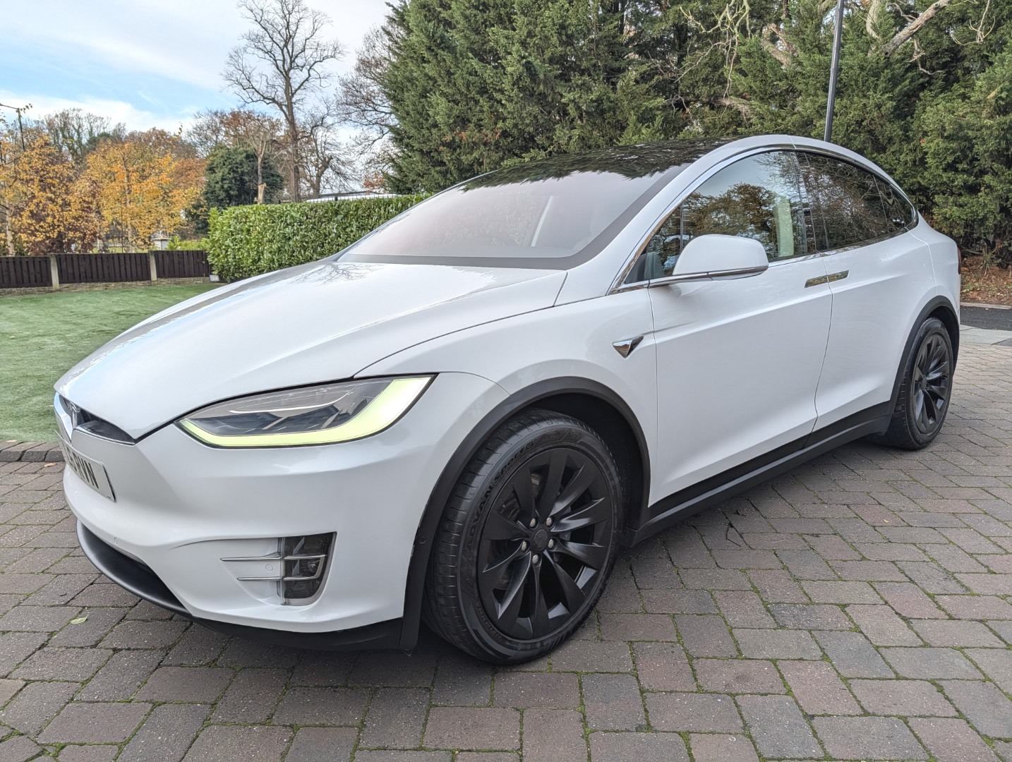 Used Tesla Model X 2017 for sale - 76662813: Photo 9