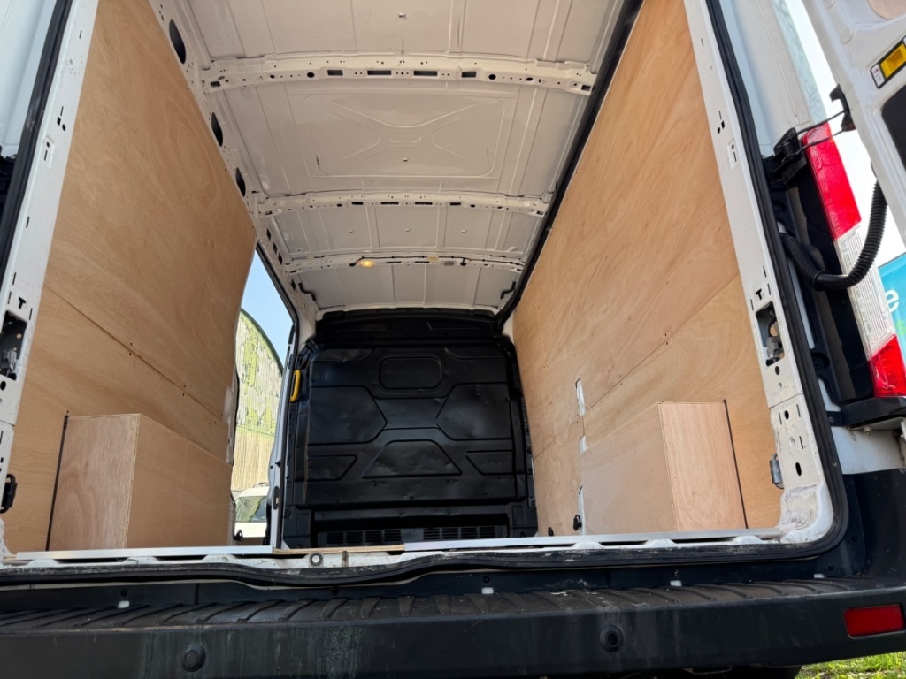 Used Ford Transit 2019 for sale - 77981681: Photo 17