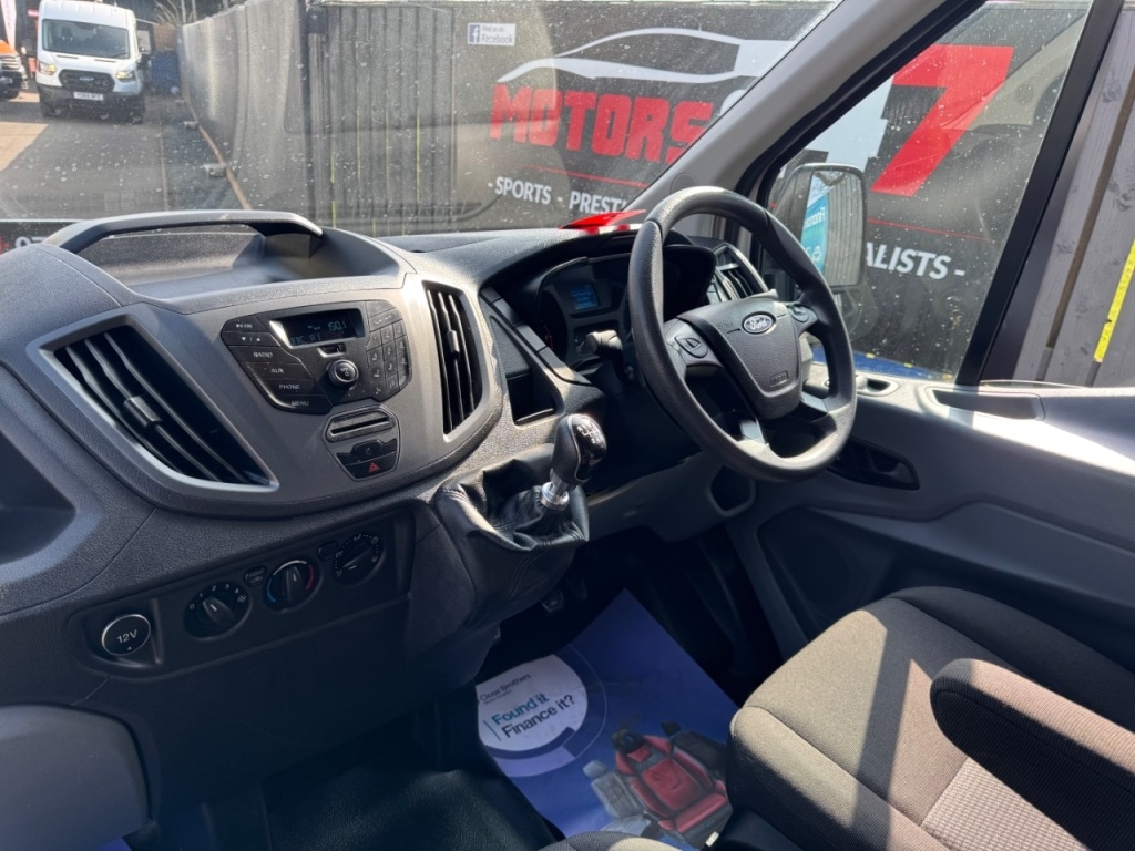 Used Ford Transit 2019 for sale - 77981681: Photo 21