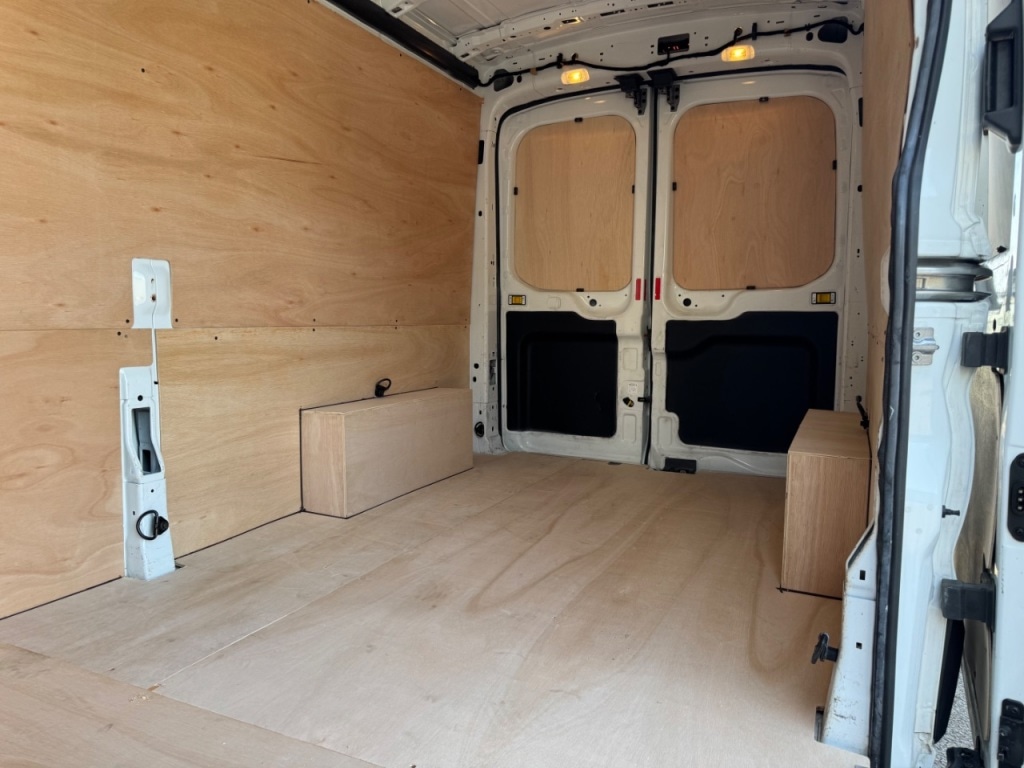 Used Ford Transit 2019 for sale - 77981681: Photo 40