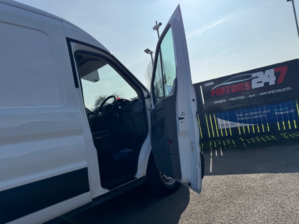 Used Ford Transit 2019 for sale - 77981681: Photo 59