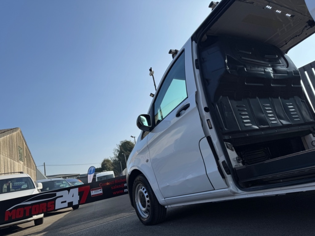 Used Mercedes-Benz Vito 2016 for sale - 77981683: Photo 10