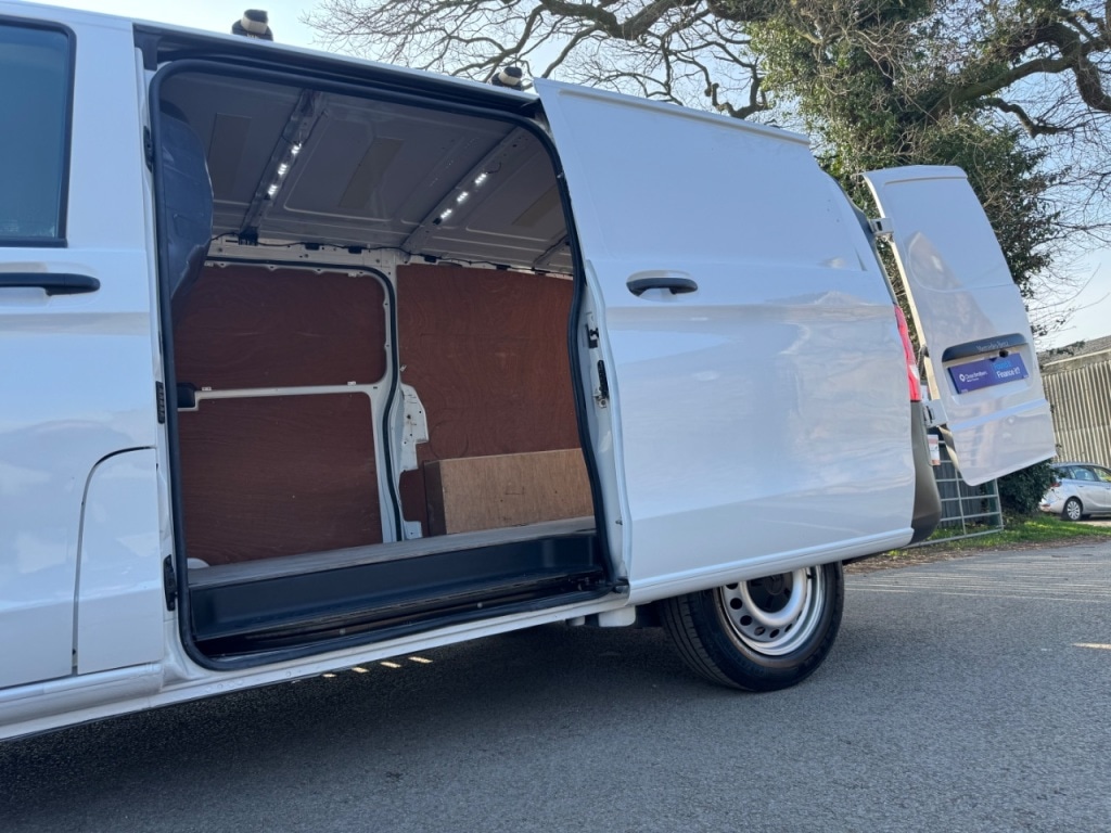 Used Mercedes-Benz Vito 2016 for sale - 77981683: Photo 39