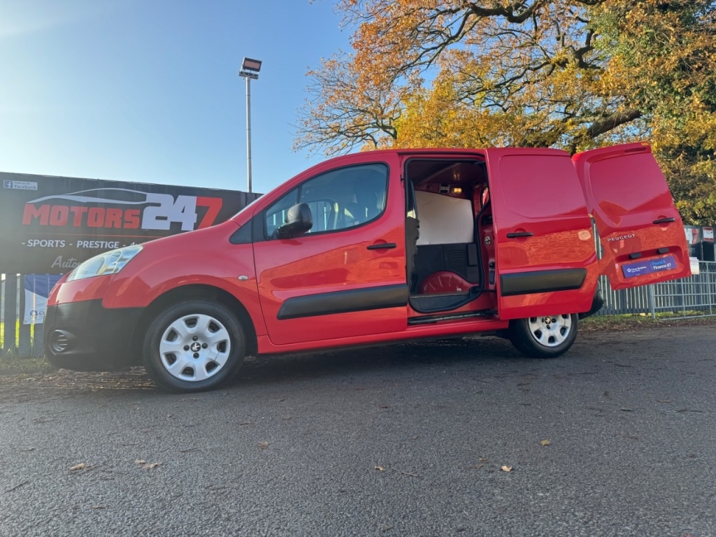 Used Peugeot Partner 2012 for sale - 76847969: Photo 9