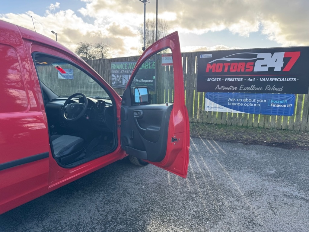 Used Vauxhall Combo 2011 for sale - 77079743: Photo 18