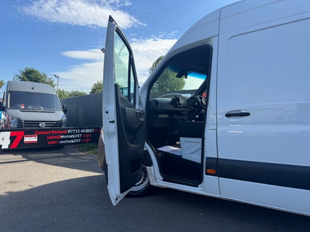 Vehicle 33