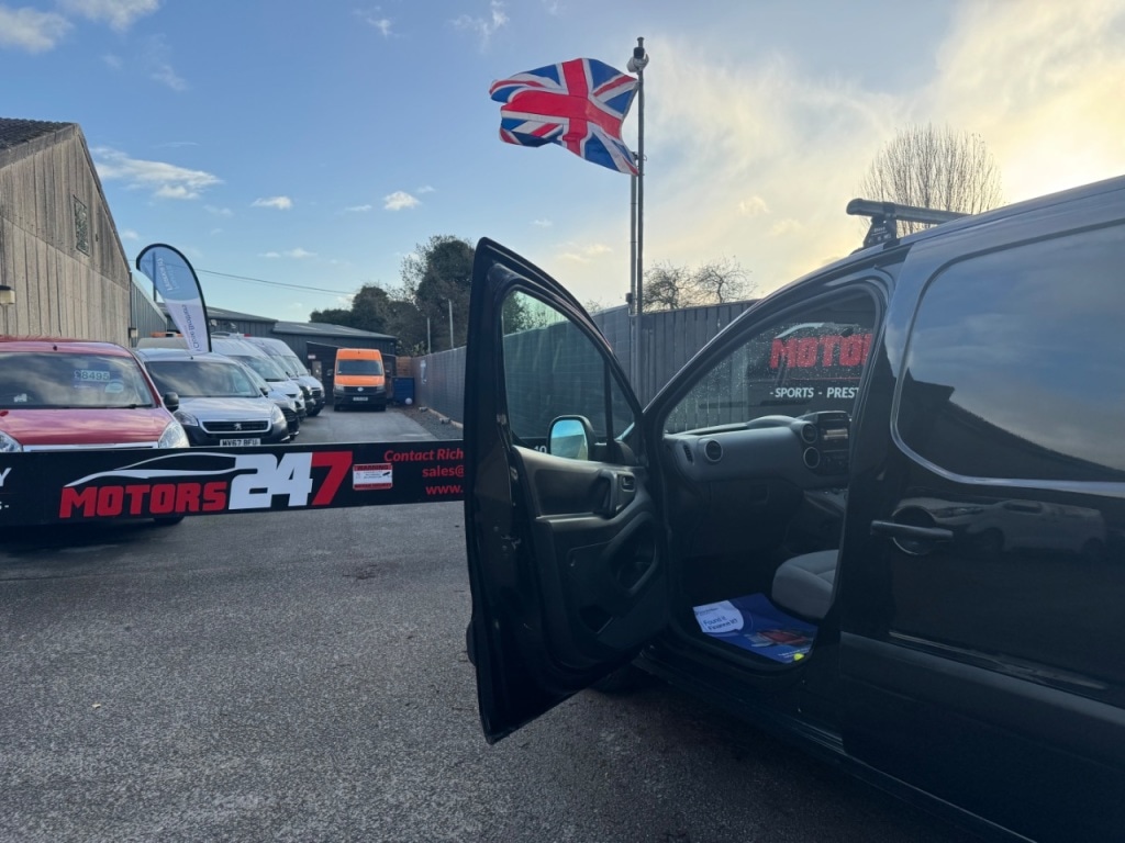 Used Citroen Berlingo 2016 for sale - 76904810: Photo 55