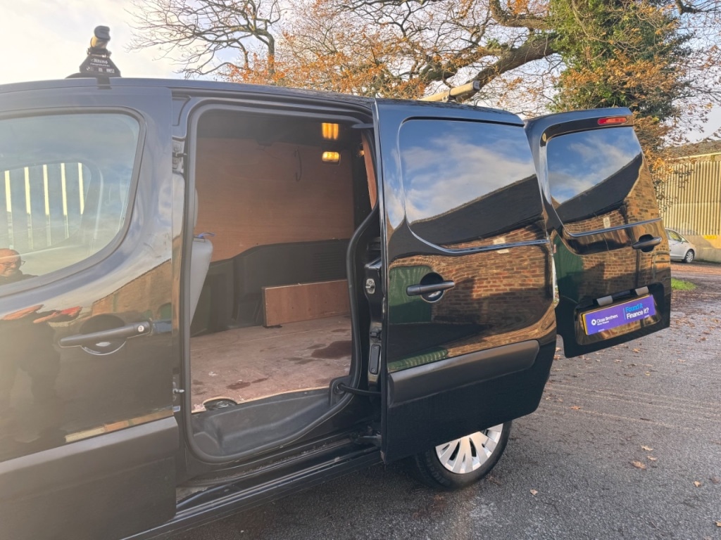 Used Citroen Berlingo 2016 for sale - 76904810: Photo 8