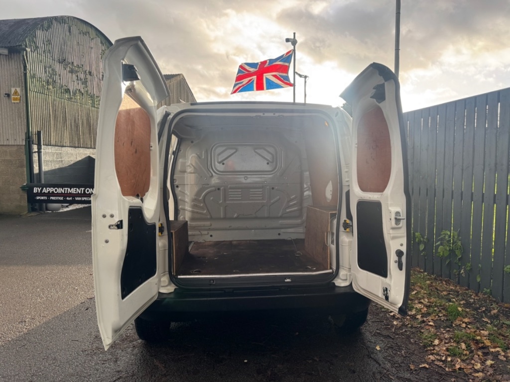 Used Fiat Fiorino 2014 for sale - 76904809: Photo 38