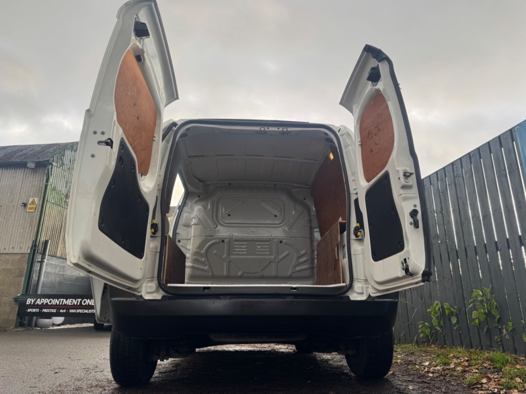 Used Fiat Fiorino 2014 for sale - 76904809: Photo 39