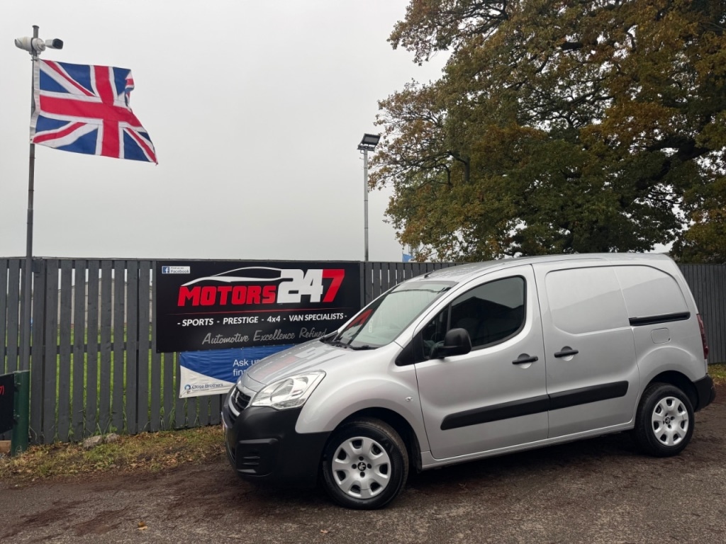 Used Peugeot Partner 2017 for sale - 76508802: Photo 24