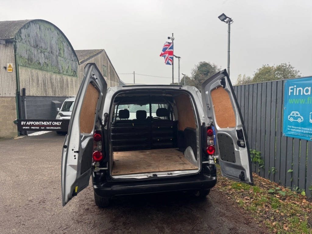 Used Peugeot Partner 2017 for sale - 76508802: Photo 39