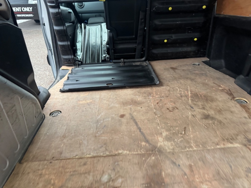 Used Peugeot Partner 2017 for sale - 76508802: Photo 40