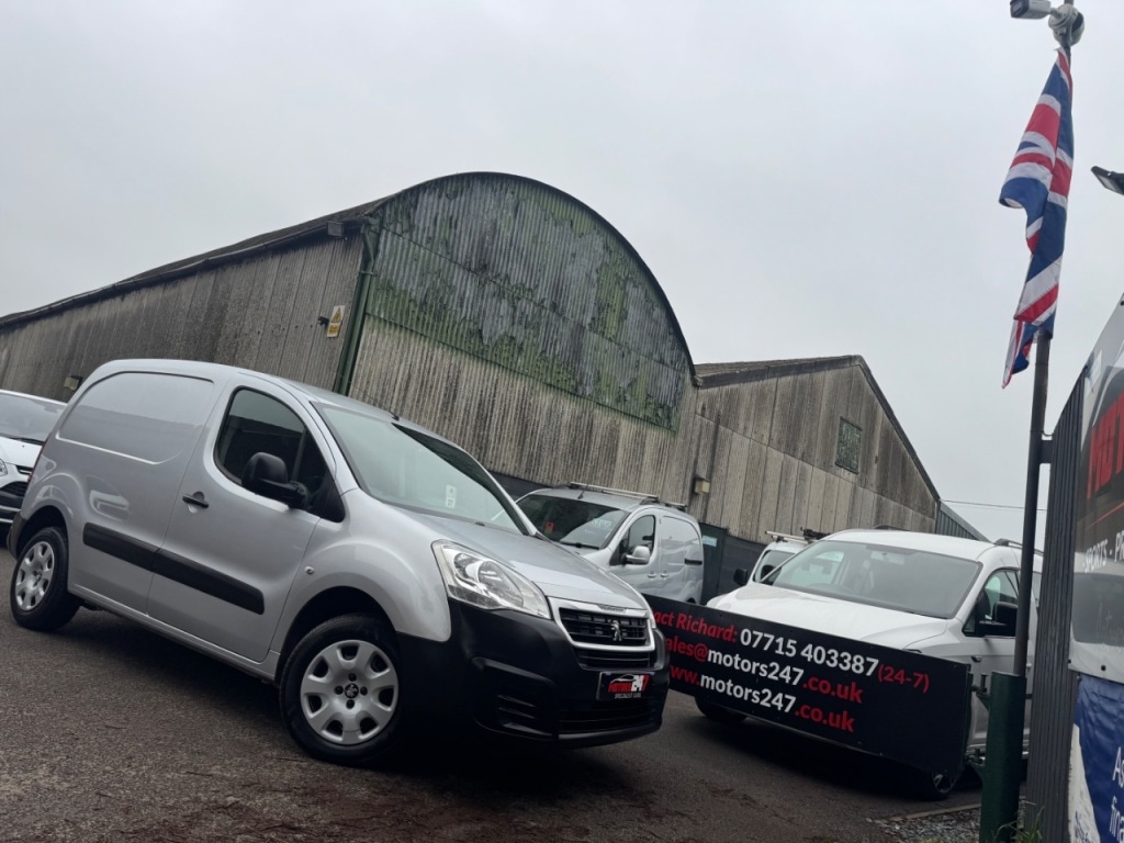 Used Peugeot Partner 2017 for sale - 76508802: Photo 57