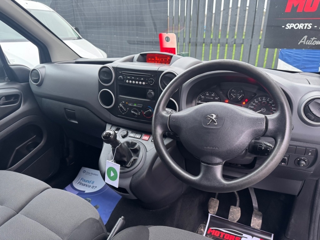 Used Peugeot Partner 2017 for sale - 76508802: Photo 74