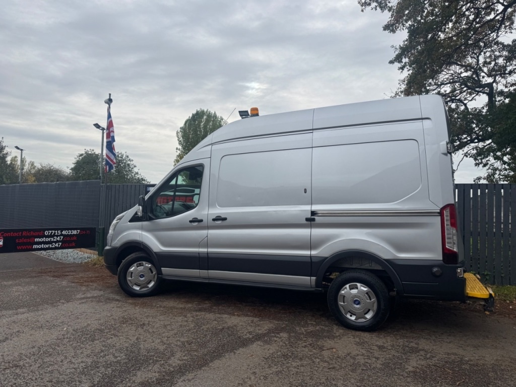 Used Ford Transit 2015 for sale - 76422174: Photo 32