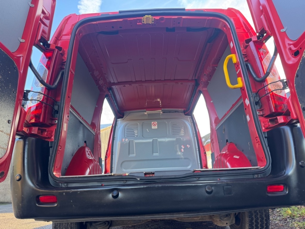 Used Peugeot Expert 2014 for sale - 76662913: Photo 14