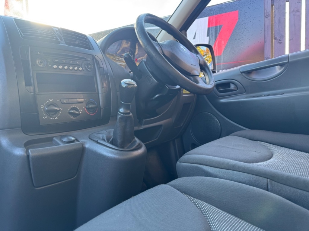 Used Peugeot Expert 2014 for sale - 76662913: Photo 36