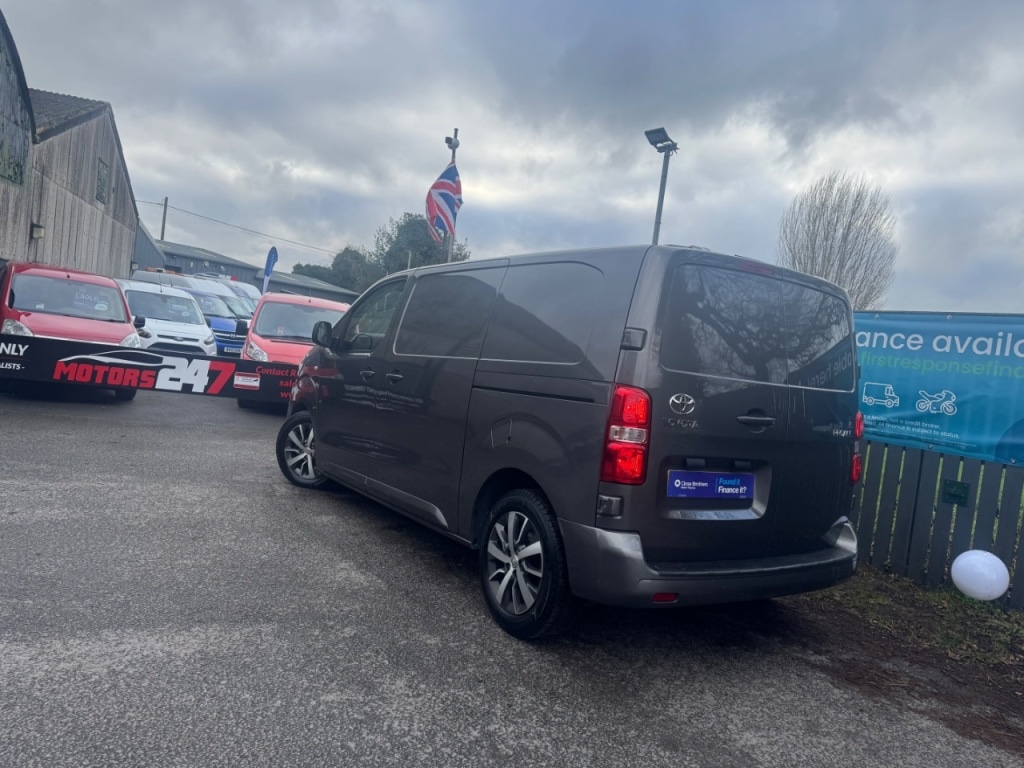 Used Toyota ProAce 2018 for sale - 77312933: Photo 30