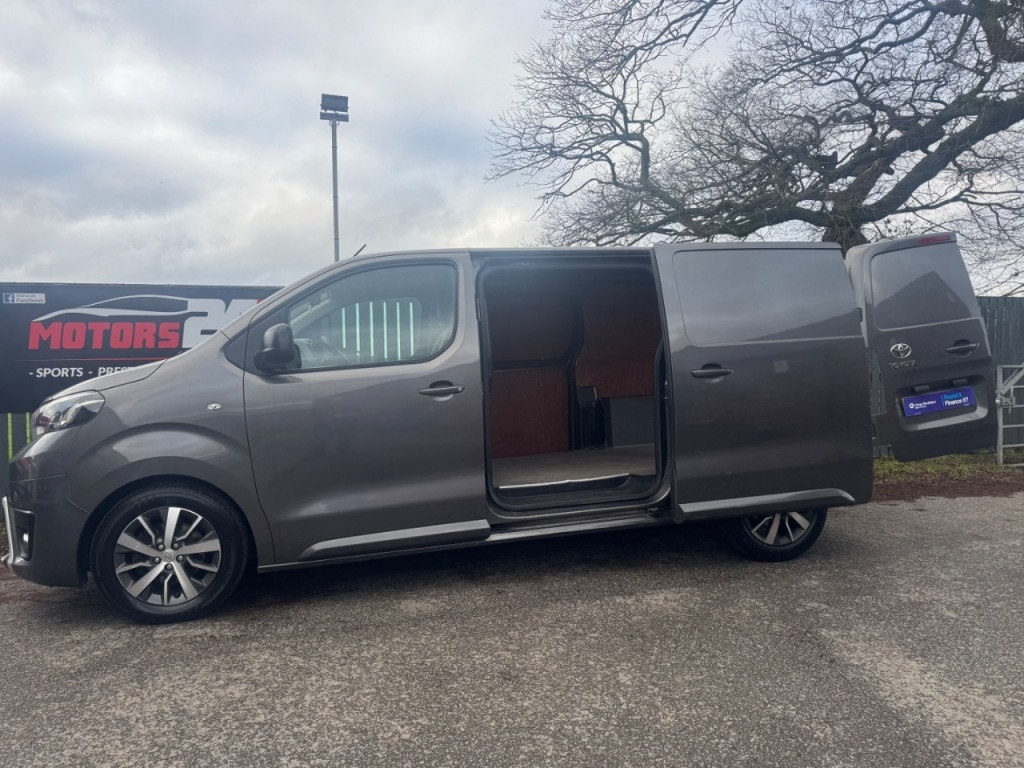 Used Toyota ProAce 2018 for sale - 77312933: Photo 40