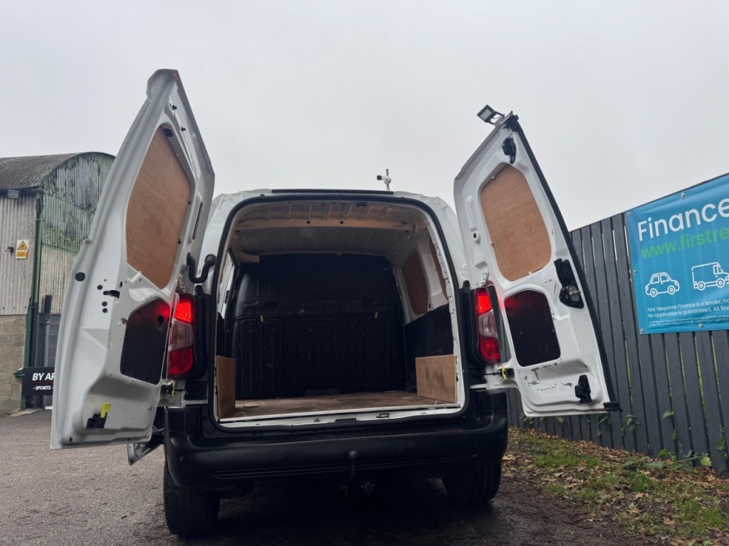Used Peugeot Partner 2019 for sale - 76508812: Photo 11