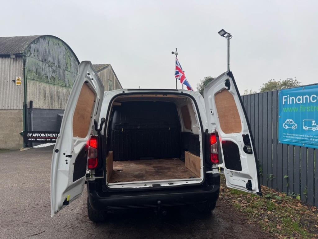 Used Peugeot Partner 2019 for sale - 76508812: Photo 44