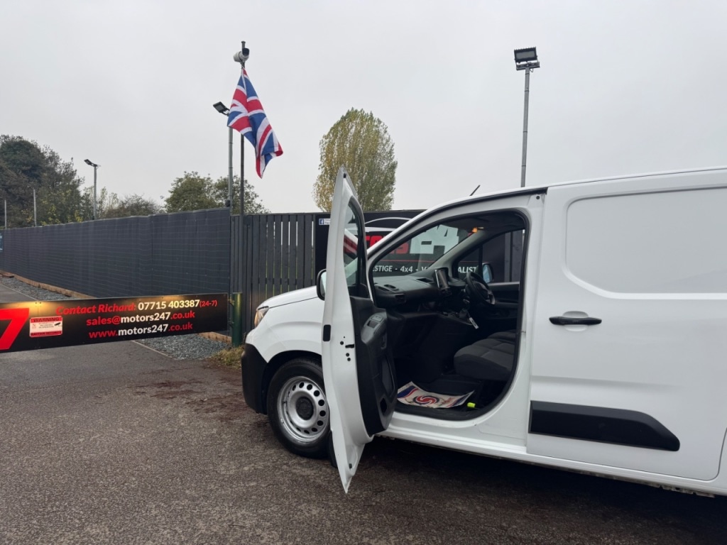 Used Peugeot Partner 2019 for sale - 76508812: Photo 46