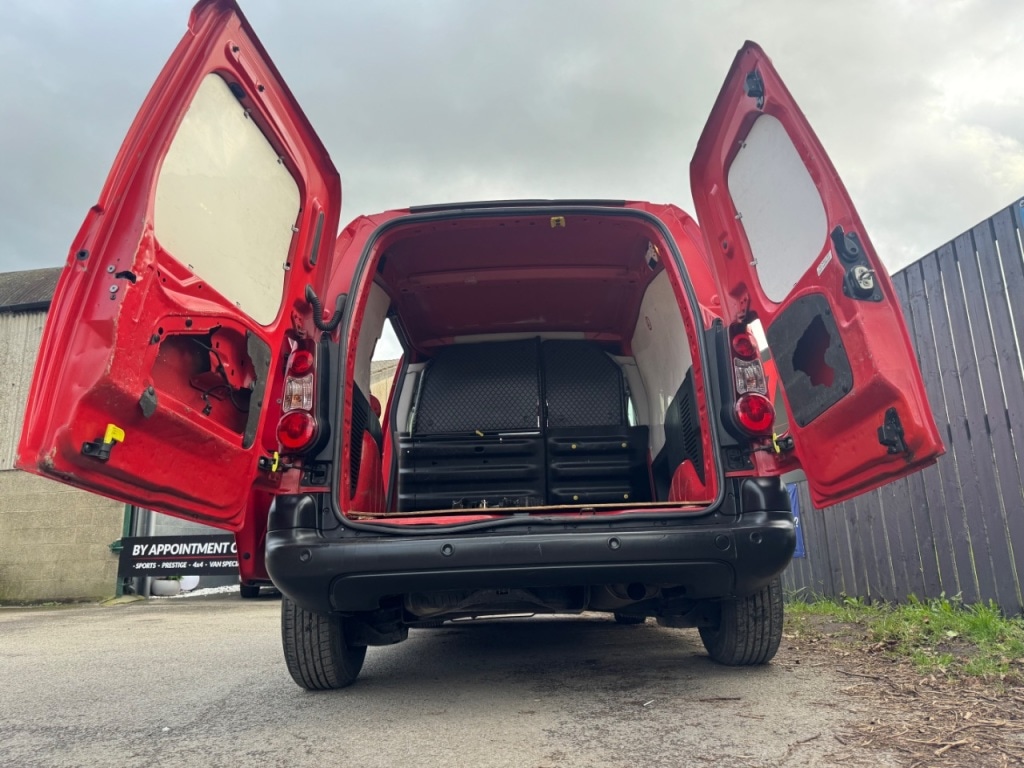 Used Peugeot Partner 2012 for sale - 77708599: Photo 10