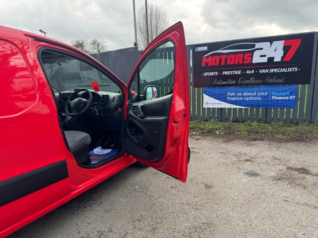 Used Peugeot Partner 2012 for sale - 77708599: Photo 52