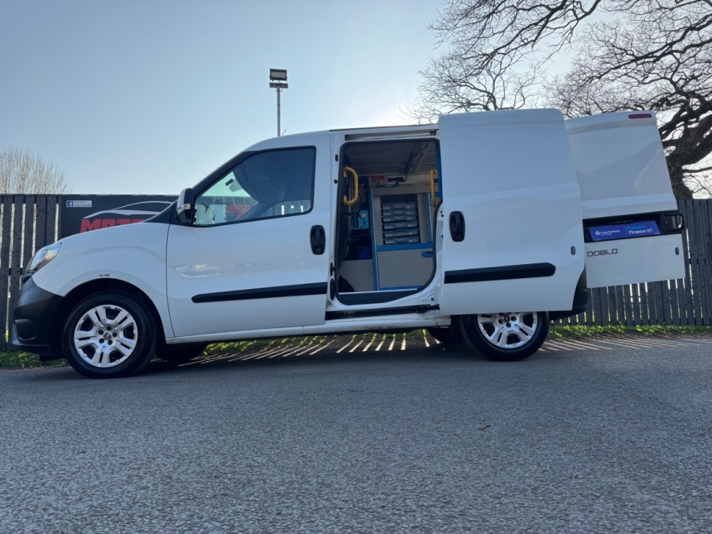 Used Fiat Doblo 2016 for sale - 77981686: Photo 6