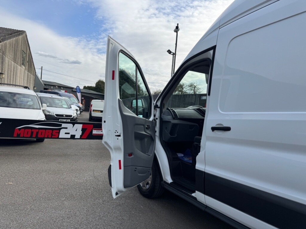Used Ford Transit 2018 for sale - 78043865: Photo 42