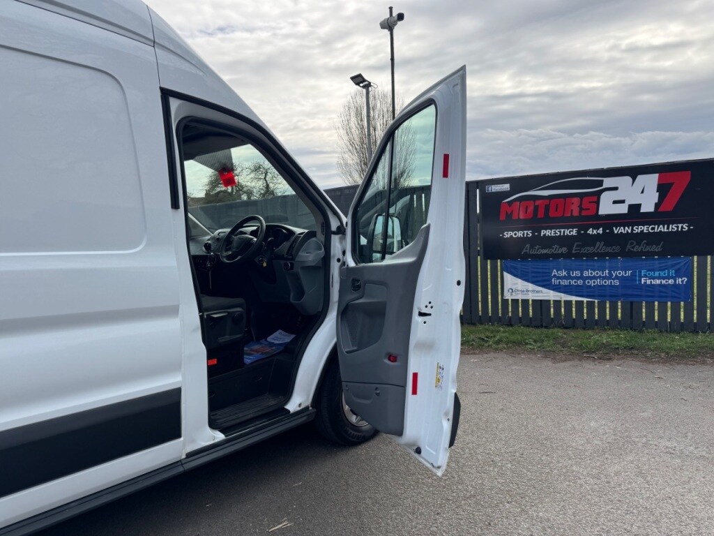 Used Ford Transit 2018 for sale - 78043865: Photo 65