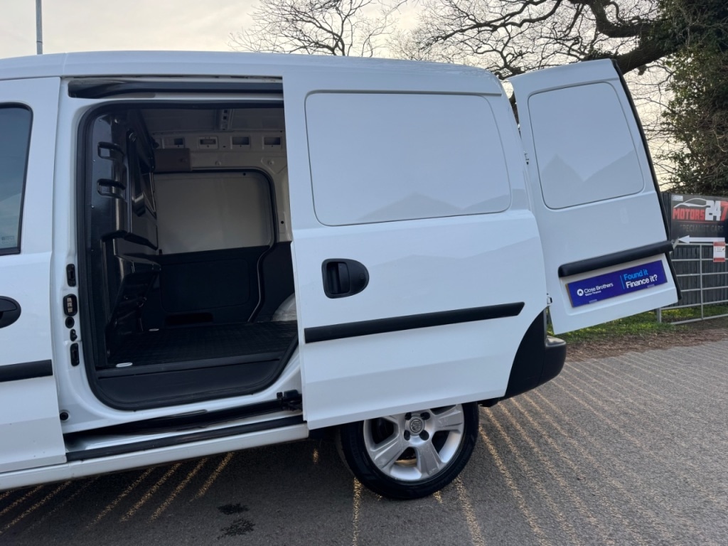Used Vauxhall Combo 2011 for sale - 77981687: Photo 12