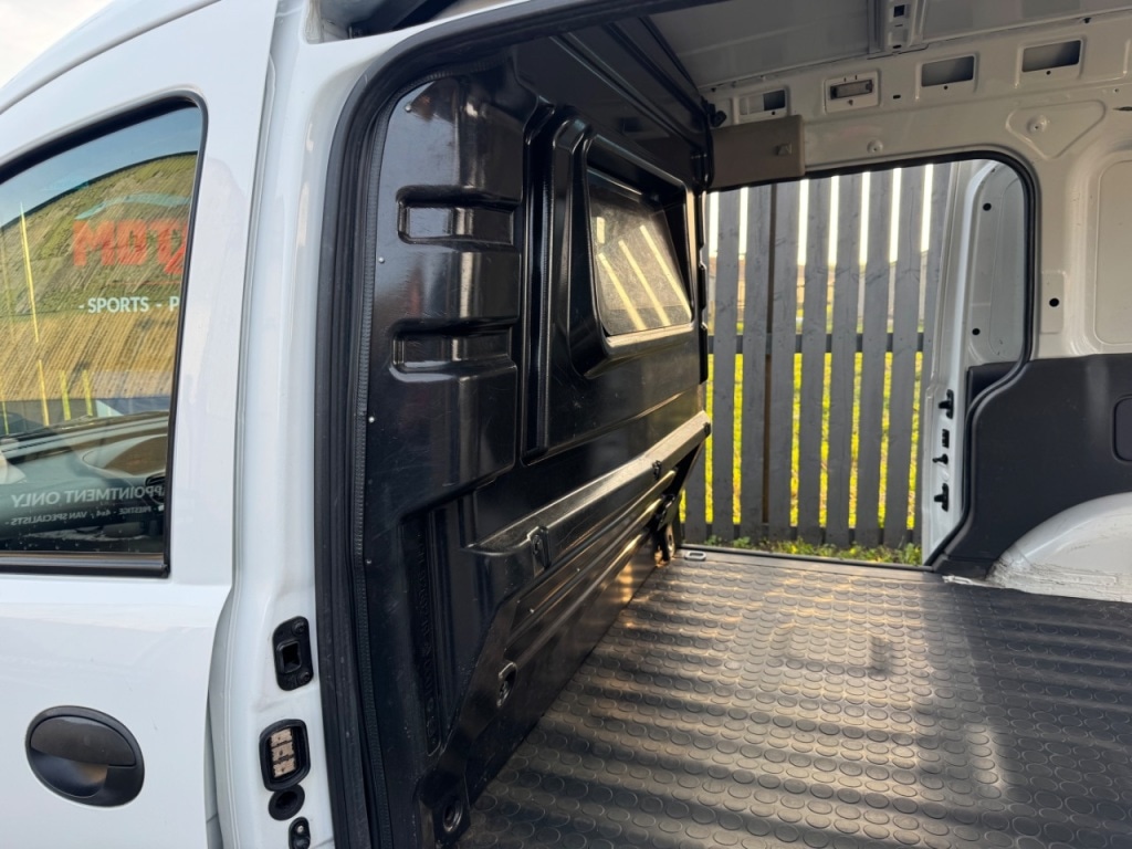 Used Vauxhall Combo 2011 for sale - 77981687: Photo 14
