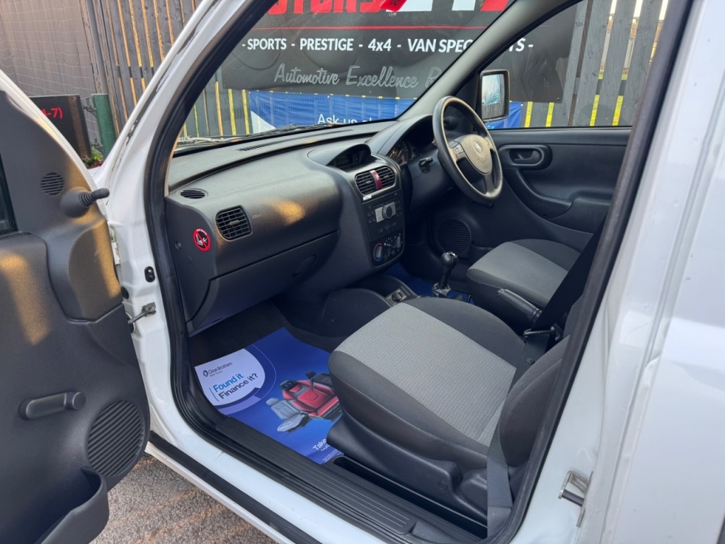 Used Vauxhall Combo 2011 for sale - 77981687: Photo 40