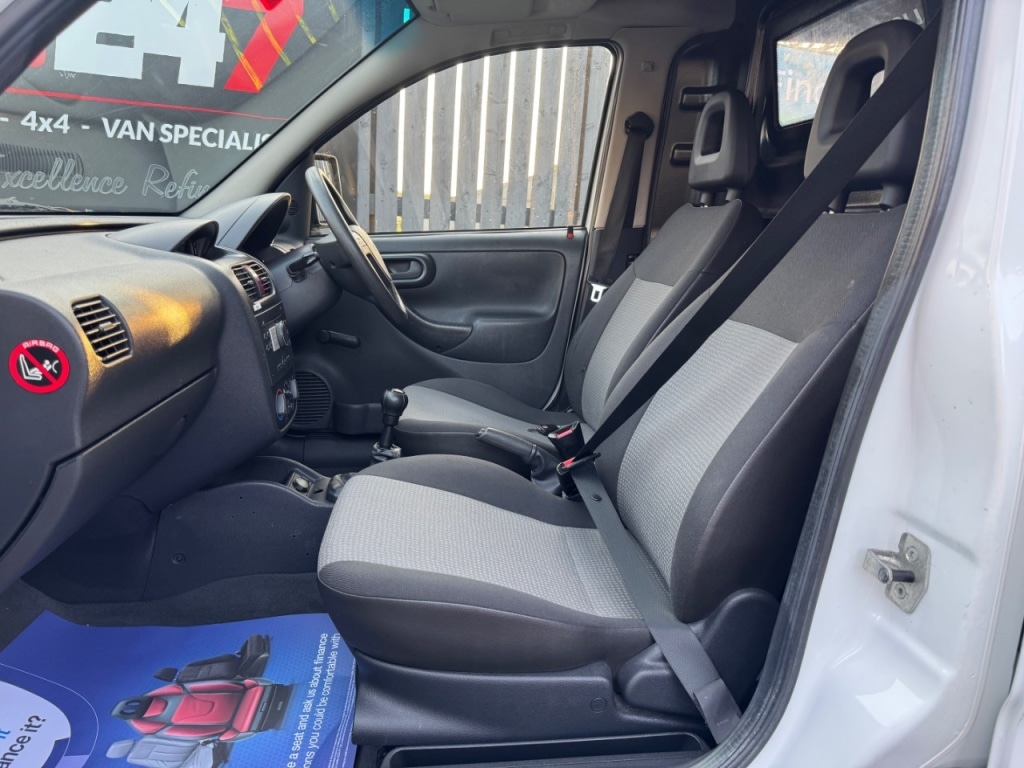 Used Vauxhall Combo 2011 for sale - 77981687: Photo 42