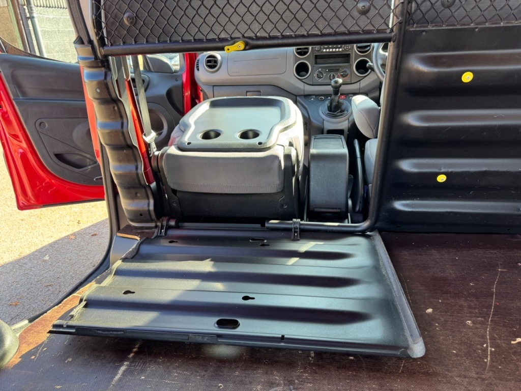 Used Peugeot Partner 2012 for sale - 76249988: Photo 12