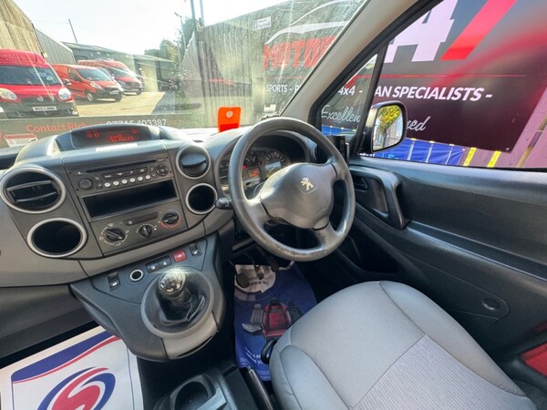Used Peugeot Partner 2012 for sale - 76249988: Photo 16