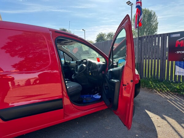Used Peugeot Partner 2012 for sale - 76249988: Photo 17
